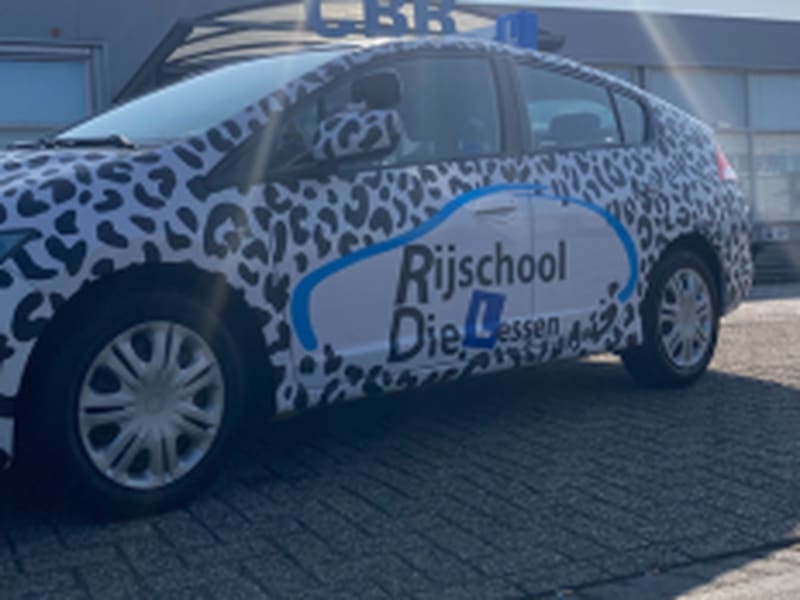 Rijschool Dordrecht automaat lesauto